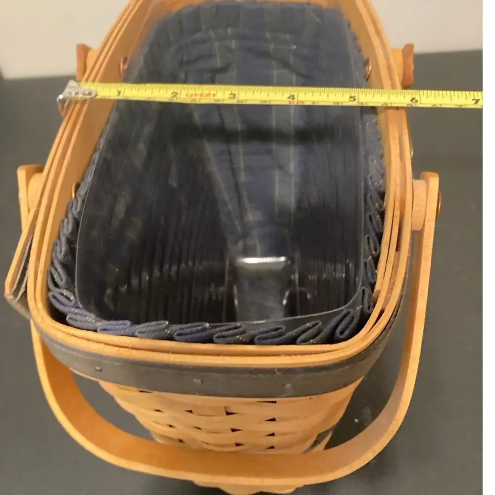 Longaberger Woven Basket Collectors Club 2000 Charter Membership w/ liner 9.75